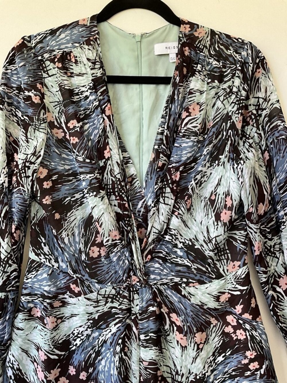 Reiss Alena Grass Print Long Sleeve Twist Front Romper Playsuit Size 8 - Picture 7 of 7